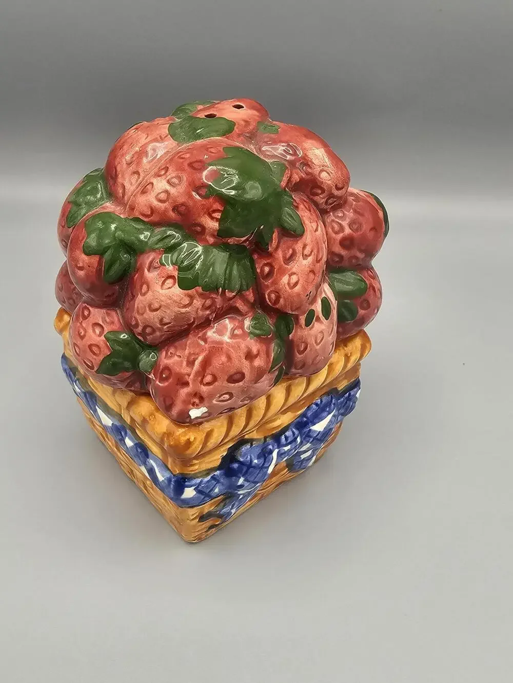 Vintage Ceramic Strawberry Basket salt and pepper shakers